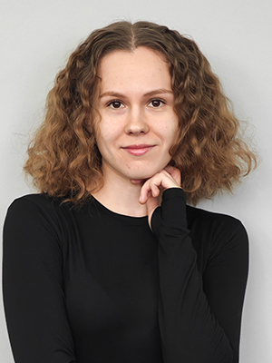 Альона Коршунова
